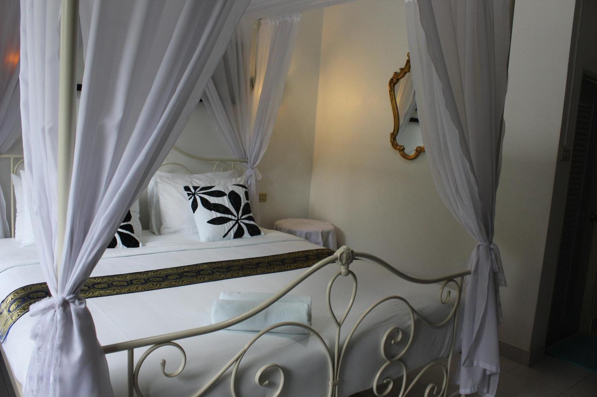 White Elephant Resort Surin Exterior foto