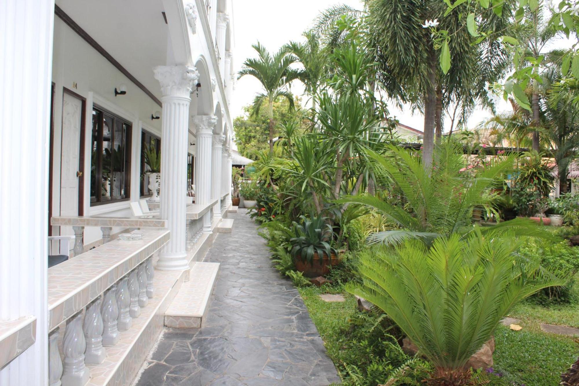 White Elephant Resort Surin Exterior foto